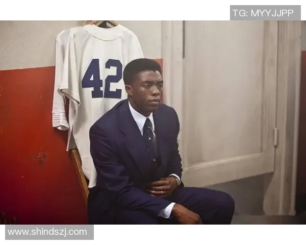 退役黑人足球明星的传奇人生与社会影响探讨